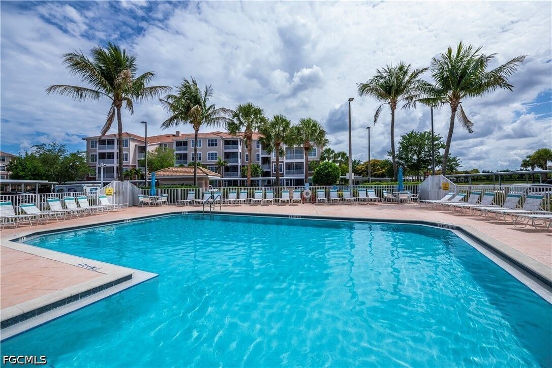 Property Photo:  11700 Pasetto Lane 102  FL 33908 