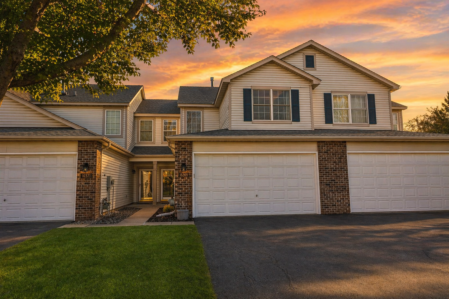 Property Photo:  16369 Javari Court  MN 55044 