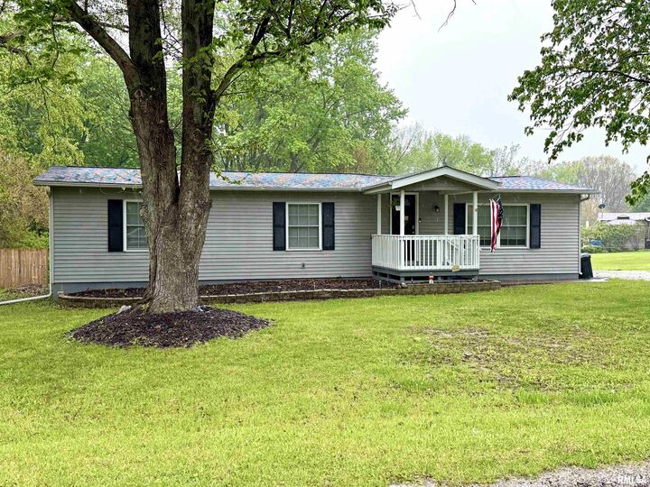 Property Photo:  481 Greenbriar Court  IL 61428 
