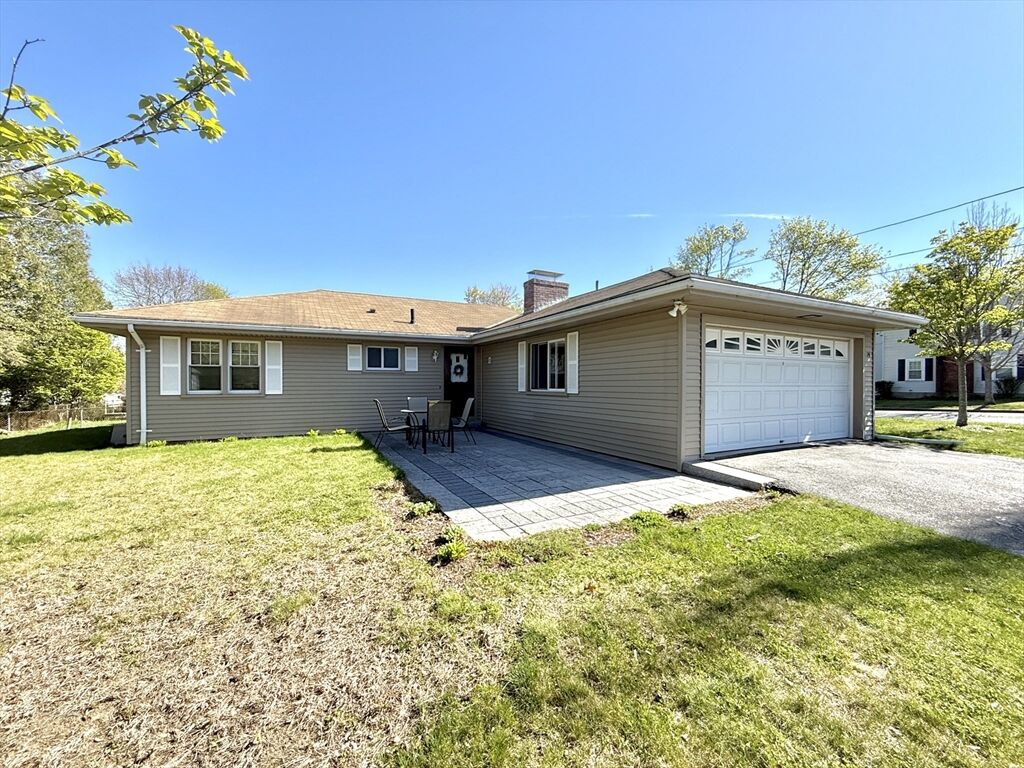 Property Photo:  14 Governors St  MA 01606 