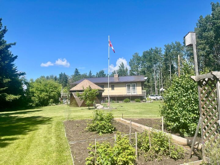 Property Photo: 385060 Range Road 5-4 AB T0M 0C0