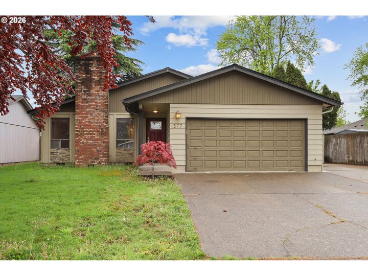 Property Photo:  577 Citation Dr NE  OR 97301 