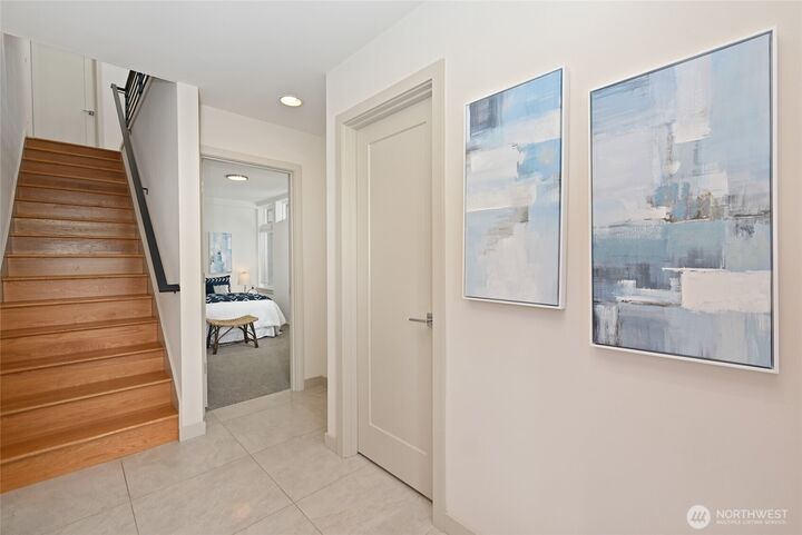 Property Photo:  5044 A  Sand Point Place NE  WA 98105 