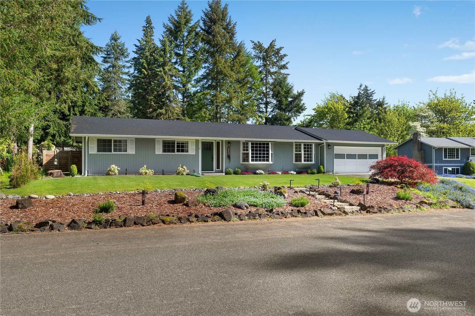Property Photo:  6724  50th Court SE  WA 98513 