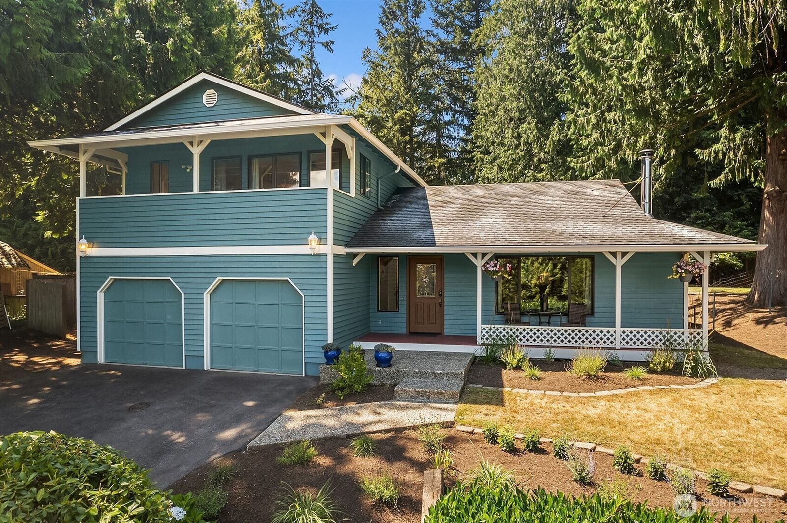 Property Photo:  1247  293rd Avenue NE  WA 98014 