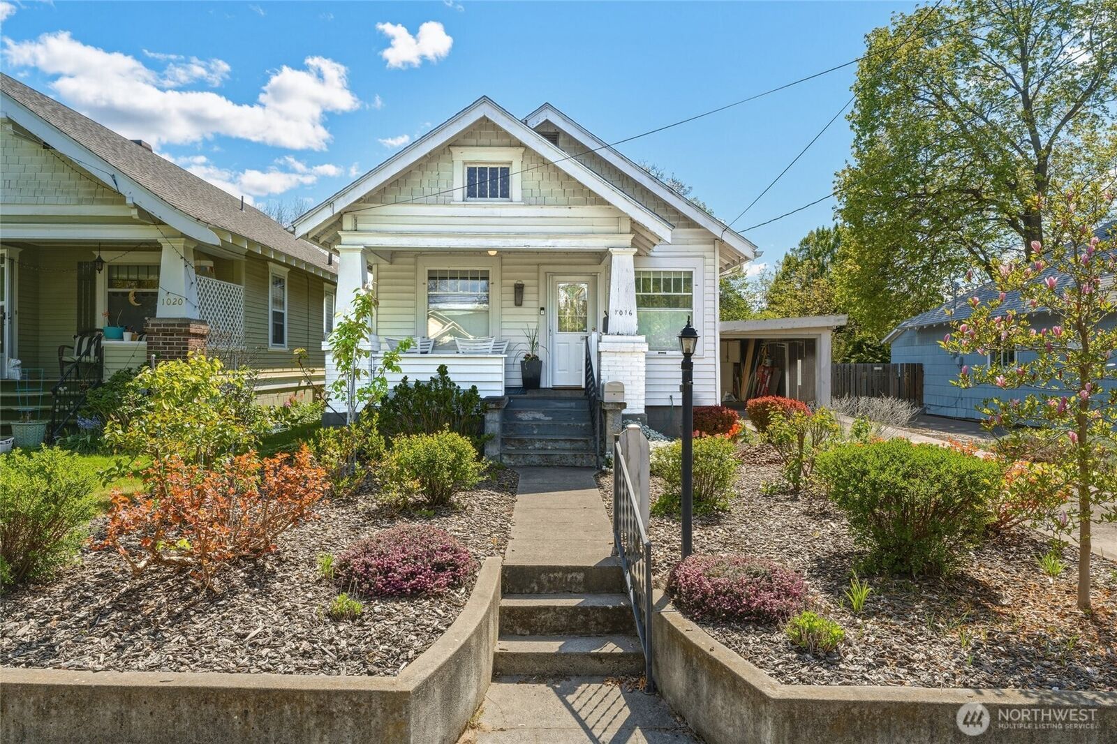 Property Photo:  1016  Francis Avenue  WA 99362 