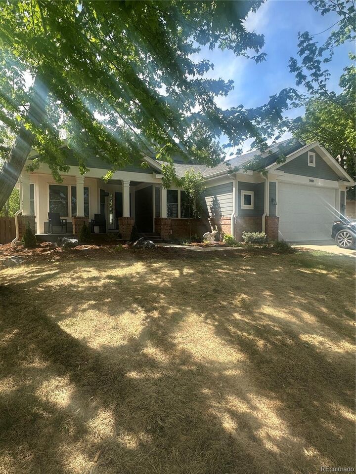 Property Photo:  1488 N Larkspur Court  CO 80026 