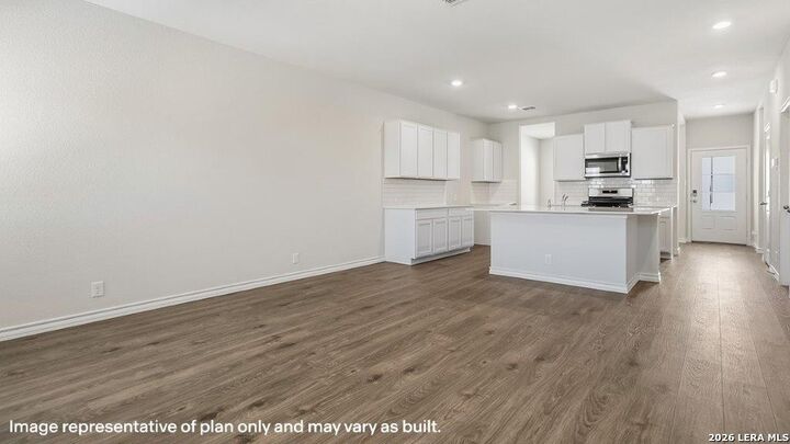Property Photo: 4902 Forward Swing TX 78261