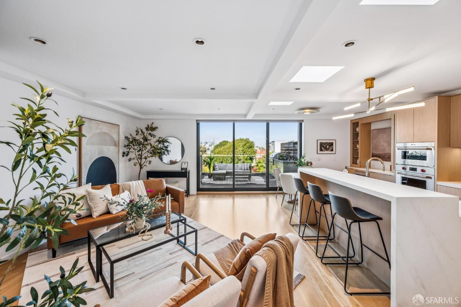 Property Photo:  120-122 Randall Street  CA 94131 