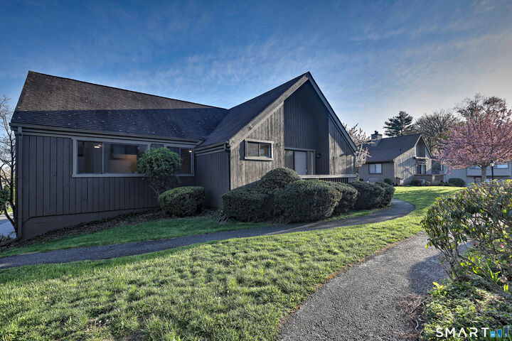 Property Photo:  619 Erie Lane B  CT 06614 