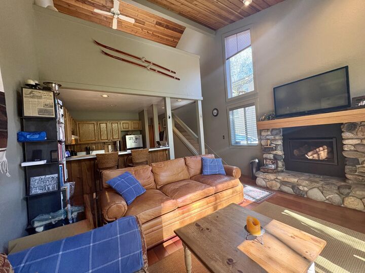 Property Photo:  410 S 2nd Ave S 37  ID 83340 