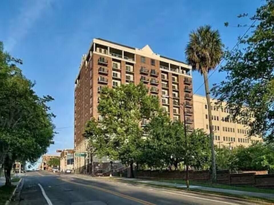 Property Photo: 215 W College Avenue 604 FL 32301