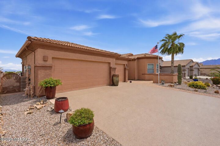 Property Photo:  2156 W Calle Casas Lindas  AZ 85622 