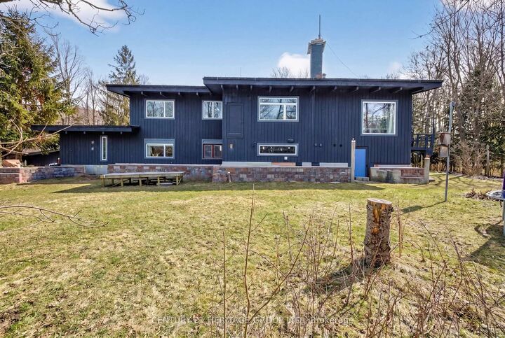 Property Photo:  4074 St. John'S Side Road  ON L4A 2T7 
