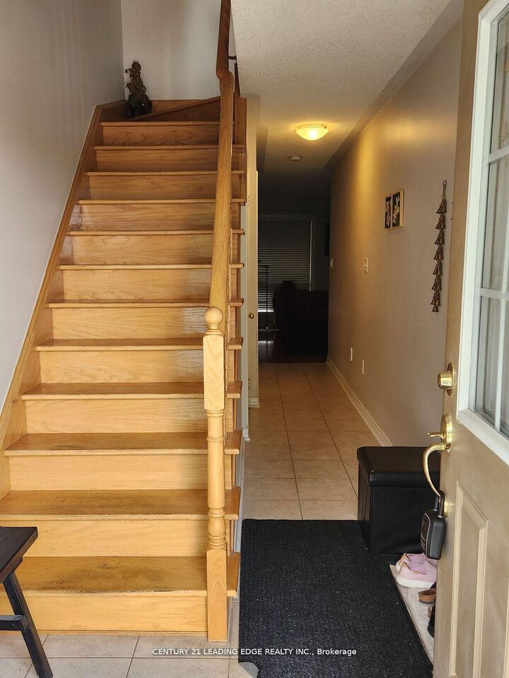 Property Photo: 21 Oates Drive ON M1L 0A9