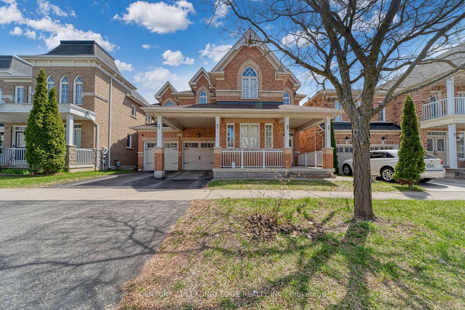 Photo de la propriété:  13 Forestbrook Drive  ON L6B 0E4 