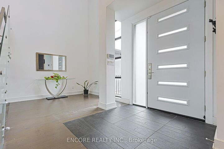 Property Photo: 93 Pleasant View Drive ON M2J 3R2