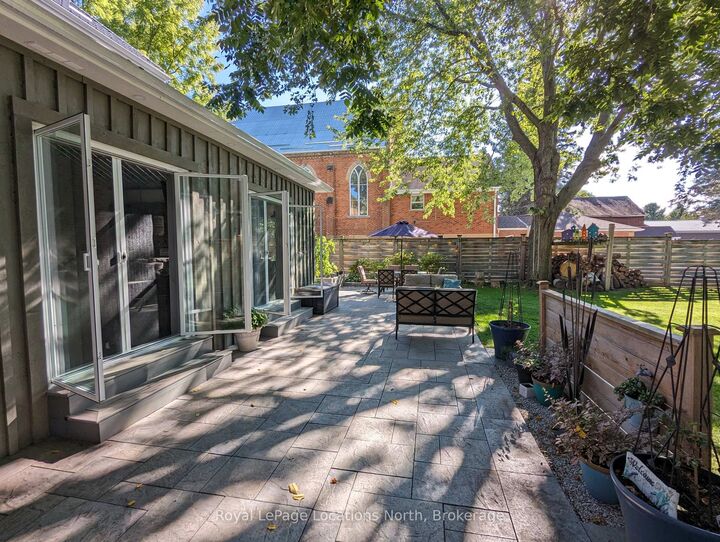 Property Photo: 138 Bruce Street S ON N0H 2P0