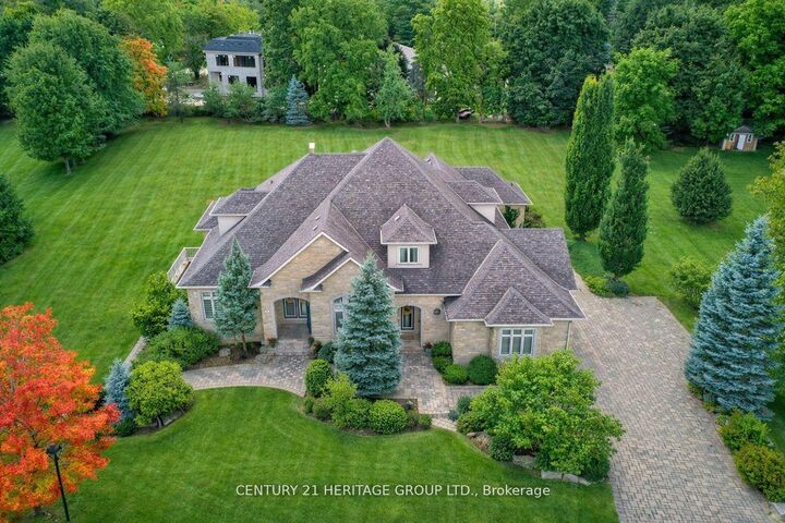 12 Prince Adam Court — photo 1