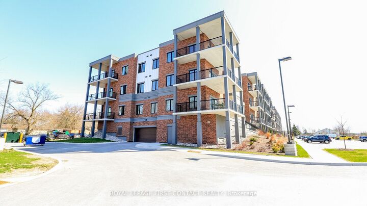 Property Photo: 121 Mary Street 210 ON L0M 1G0