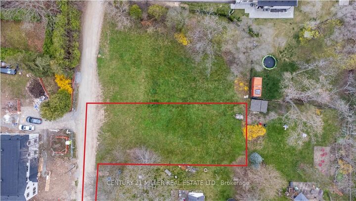 Property Photo:  1066 Sixth Line  ON L6H 1W5 