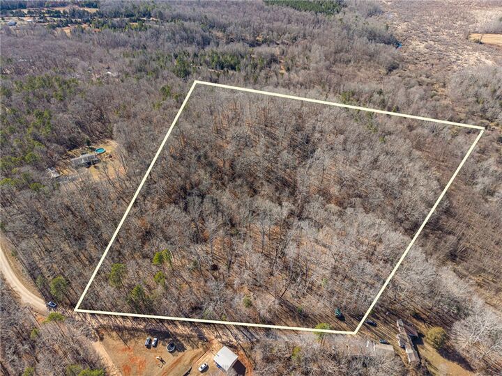 Property Photo:  247 Stallion Drive  SC 29654 