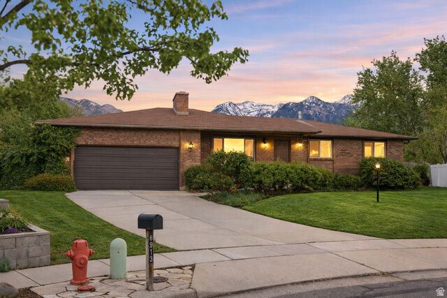 Property Photo:  8913 S Renegade Rd  UT 84093 