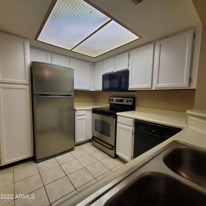 Property Photo:  1645 W Baseline Road Unit 2197  AZ 85202 