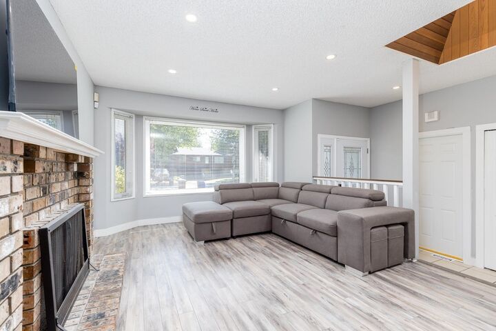 Property Photo:  9435 149A Street  BC V3R 7V6 