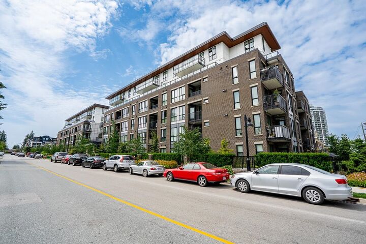 750 Dogwood Street 611 — photo 1
