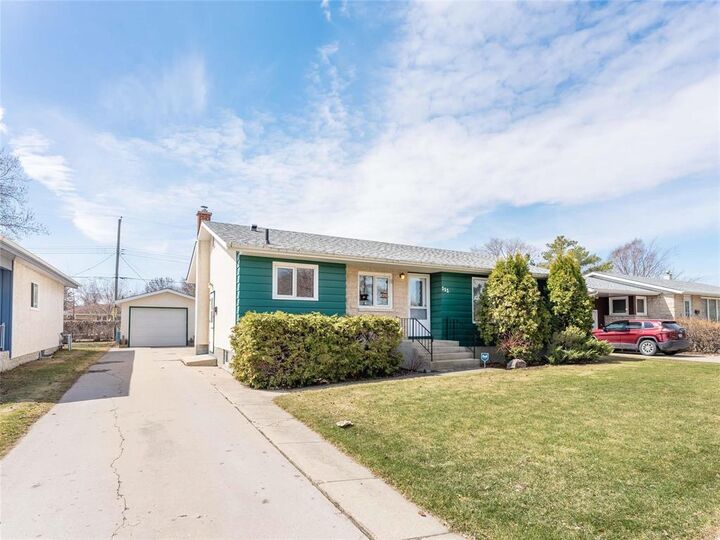 Photo de la propriété:  512 Sutherland Avenue  MB R1A 0M7 