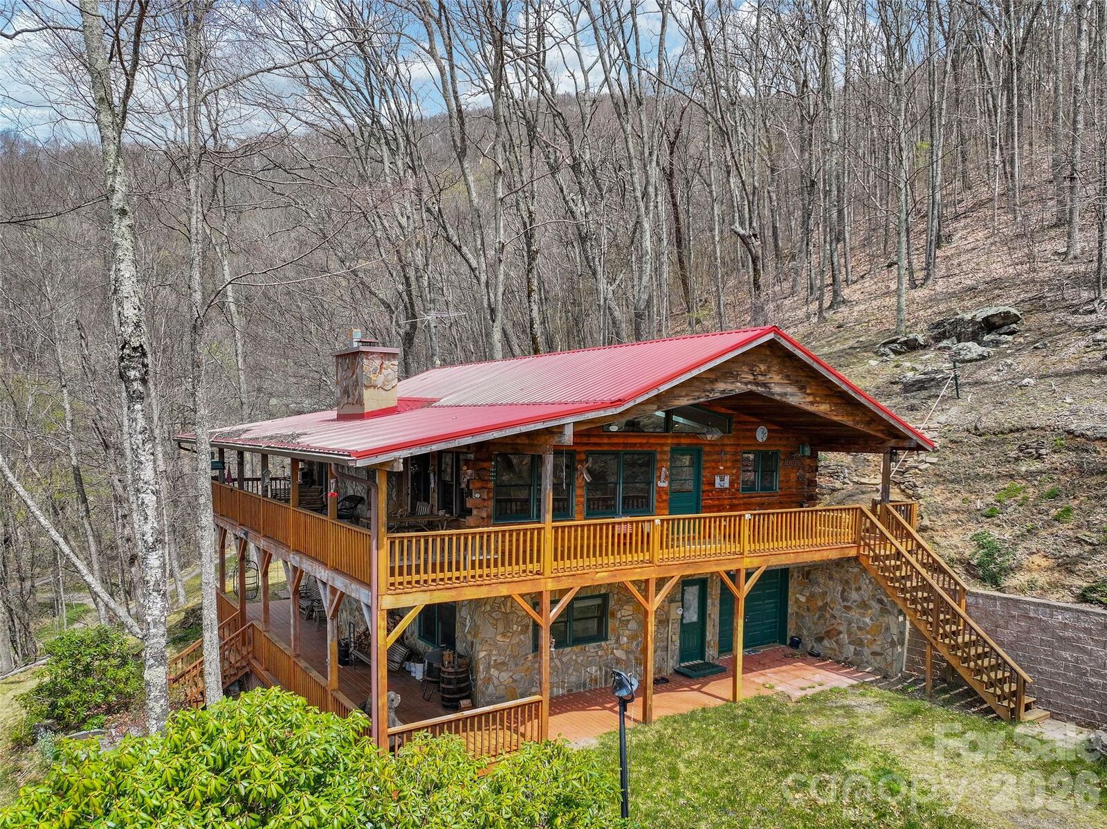 Property Photo:  519 Promiseland Road  NC 28716 