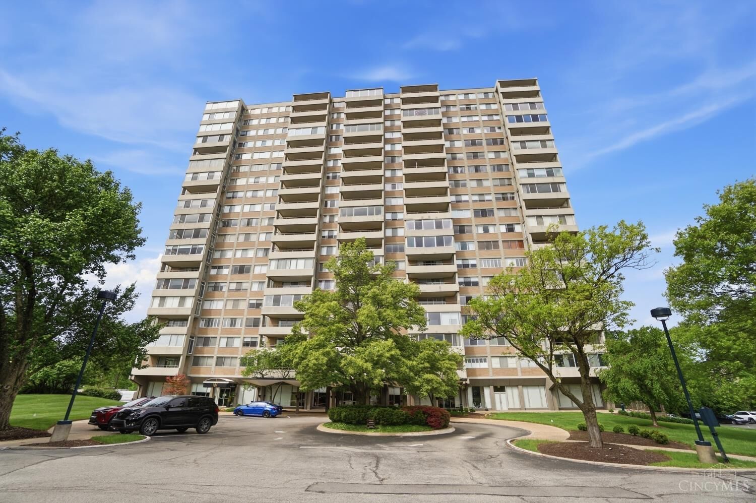 Property Photo: 2324 Madison Road OH 45208