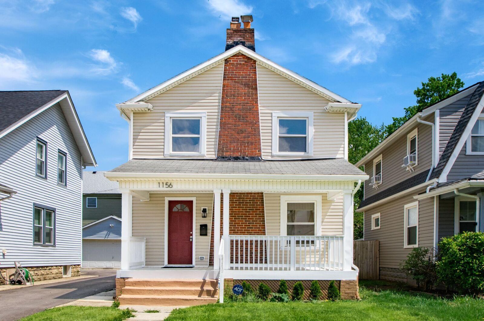 Property Photo:  1156 S Champion Avenue  OH 43206 