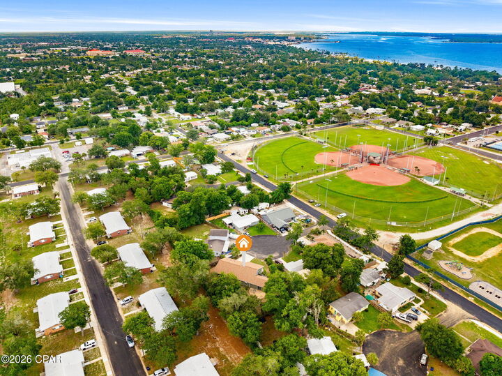 Property Photo: 1305 Ware Drive FL 32401