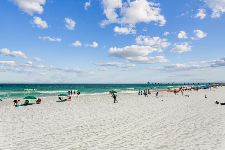 Property Photo:  1530 SE Miracle Strip Parkway 111B  FL 32548 