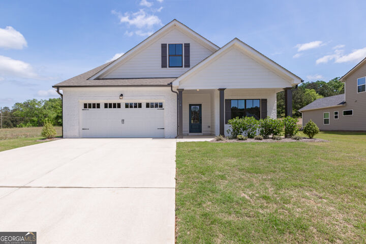 Property Photo: 316 Hammerstone Court GA 30276