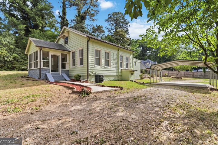 Property Photo:  302 Fayetteville Road  GA 30236 
