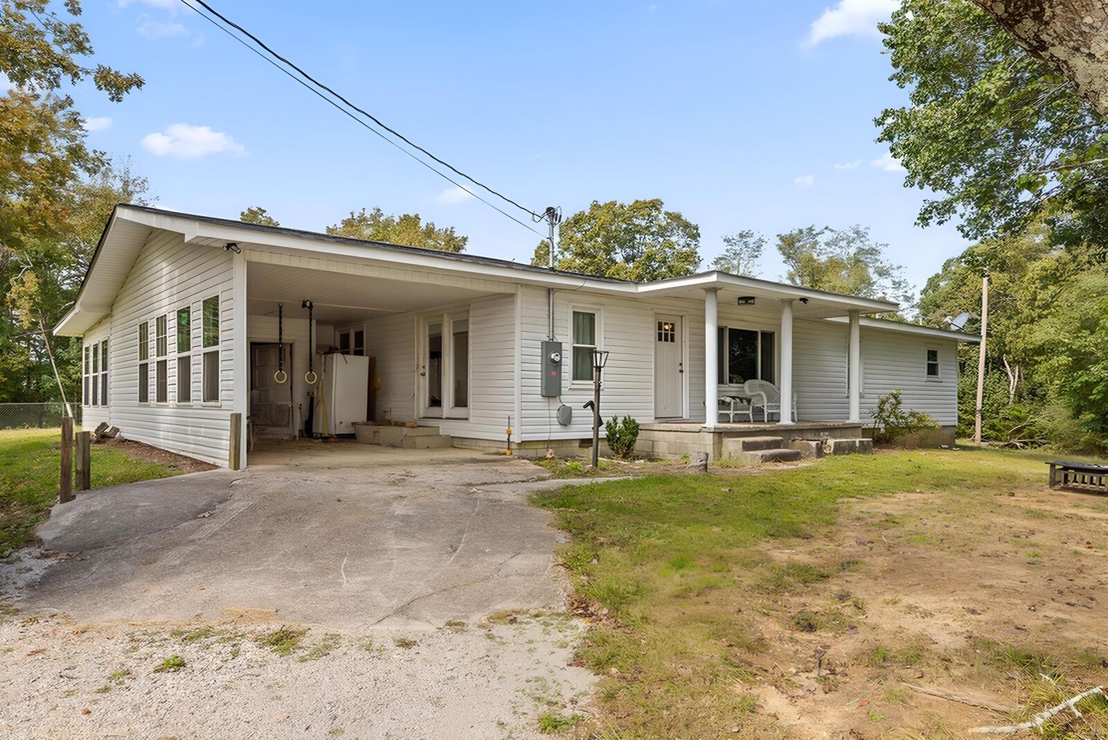 Property Photo:  373 County Road 159  AL 35958 