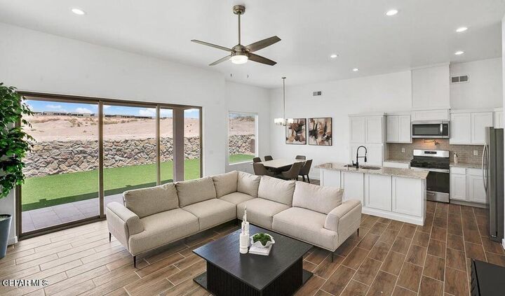 Property Photo:  15164 Endurance Avenue  TX 79938 