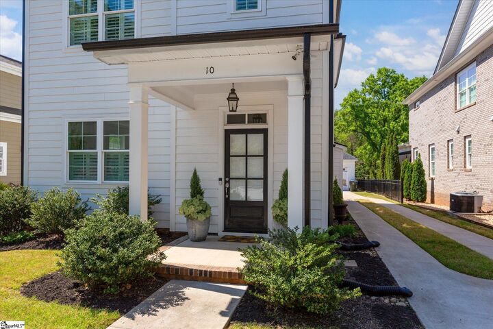 Property Photo:  10 Maydell Avenue  SC 29607 