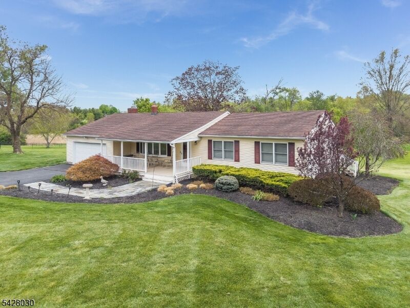 Property Photo:  2 Michael Ln  NJ 08551 