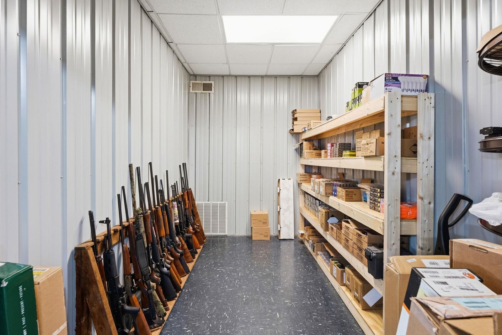 Property Photo:  520 N Washington Street  KY 42459 