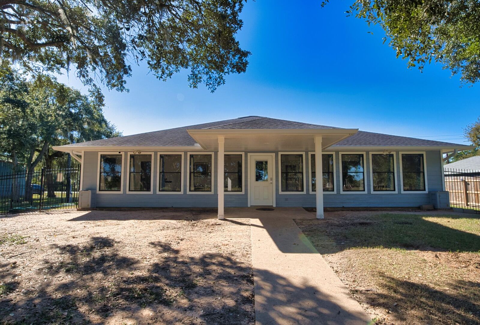 Property Photo:  6418 County Road 659  TX 77422 