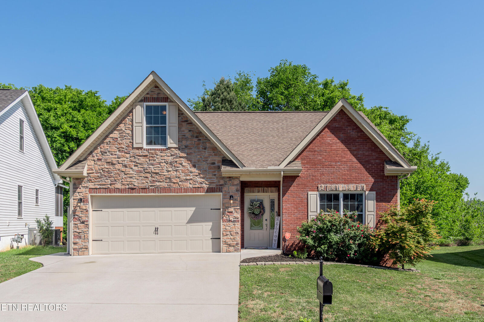 Property Photo:  3719 Locustwood Way  TN 37921 