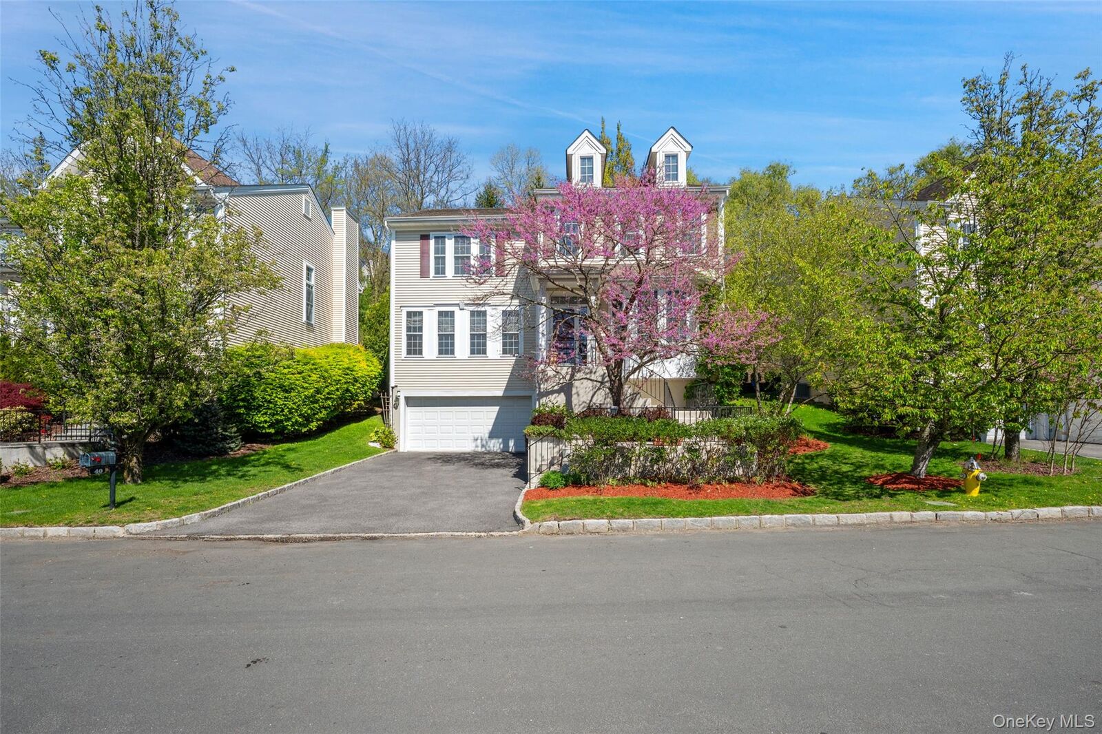 Property Photo:  40 Bellefair Road  NY 10573 
