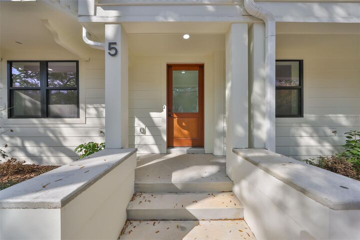 Property Photo:  1801 N Morgan Street 5  FL 33602 