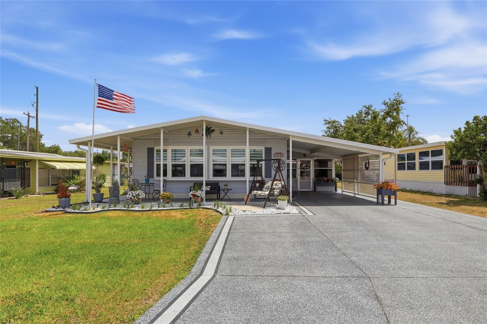 Property Photo:  36620 Kay Avenue  FL 33542 