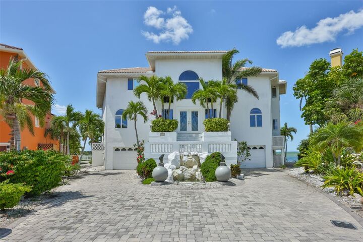 Property Photo:  1021 Symphony Isles Boulevard  FL 33572 