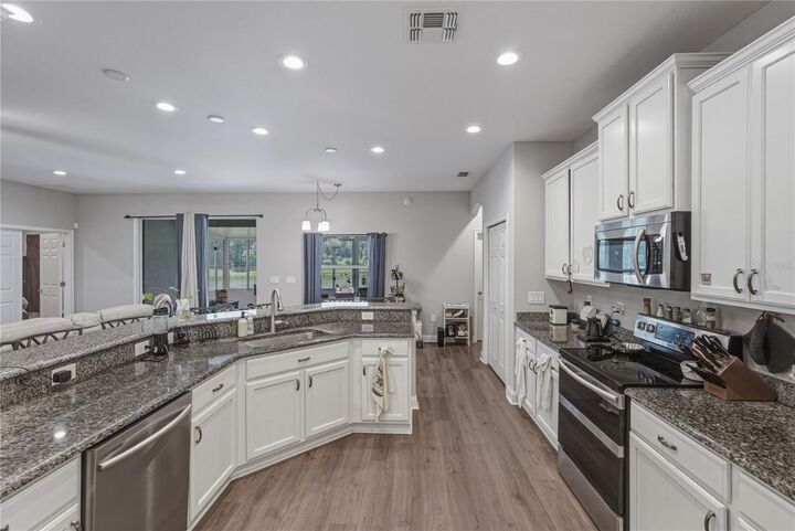 Property Photo:  1444 Cypress View Lane  FL 33811 